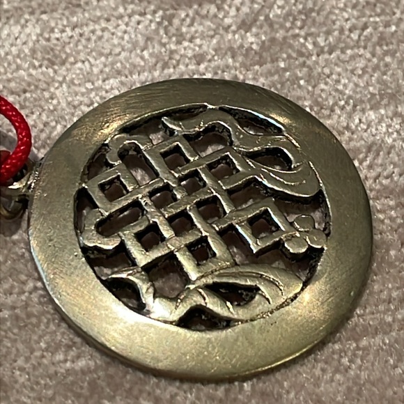 Vintage Sterling Silver Good Luck Medallion Rare on red silk cord - Picture 7 of 9